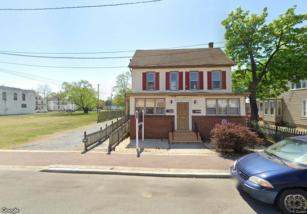 18 20 W Broad St, Paulsboro, NJ 08066 - photo 1