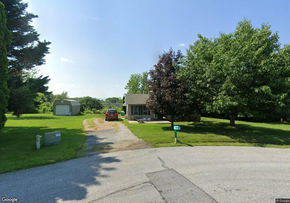 2605 Tattoo Dr, Chambersburg, PA 17202 - photo 1