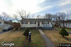 52 Cedar Rd, Amityville, NY 11701