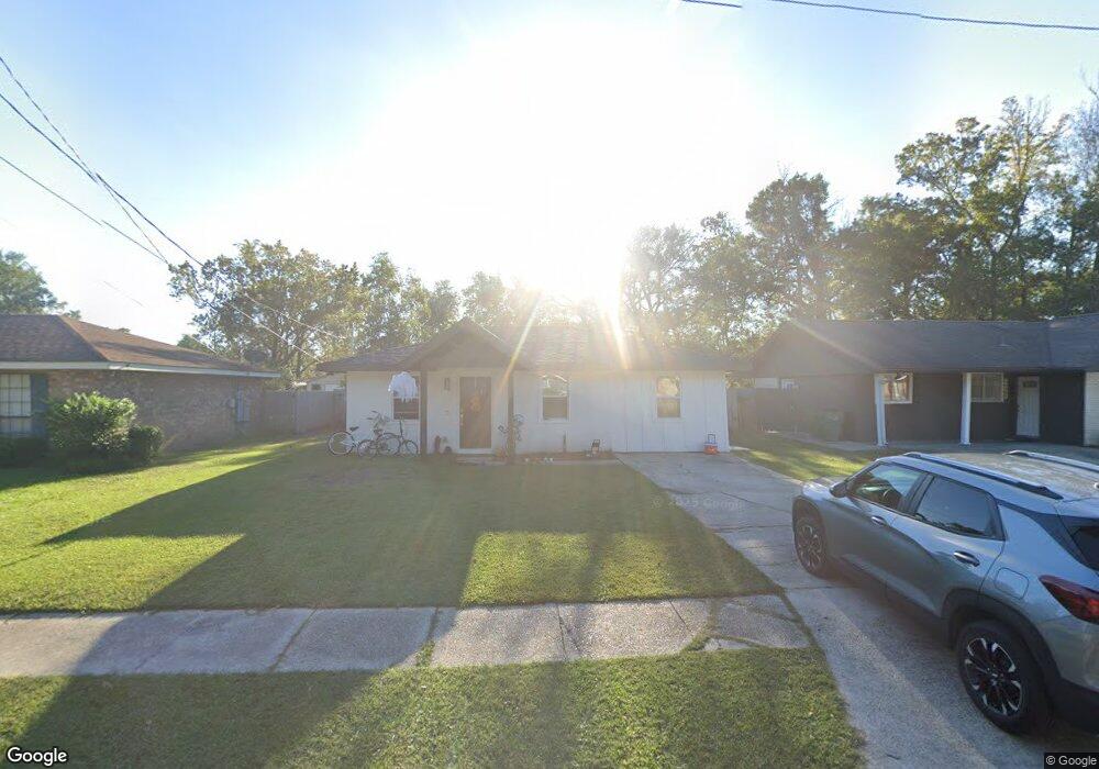 227 Hummingbird Ln, Slidell, LA 70458 - photo 1