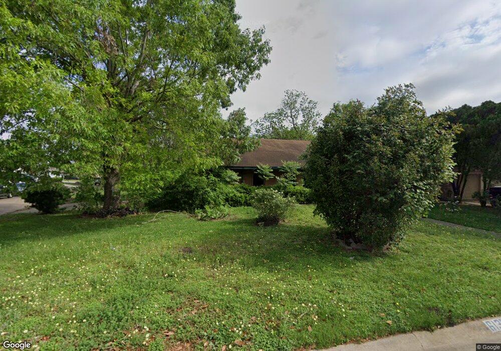 6130 Maywood Dr, Houston, TX 77053 - photo 1