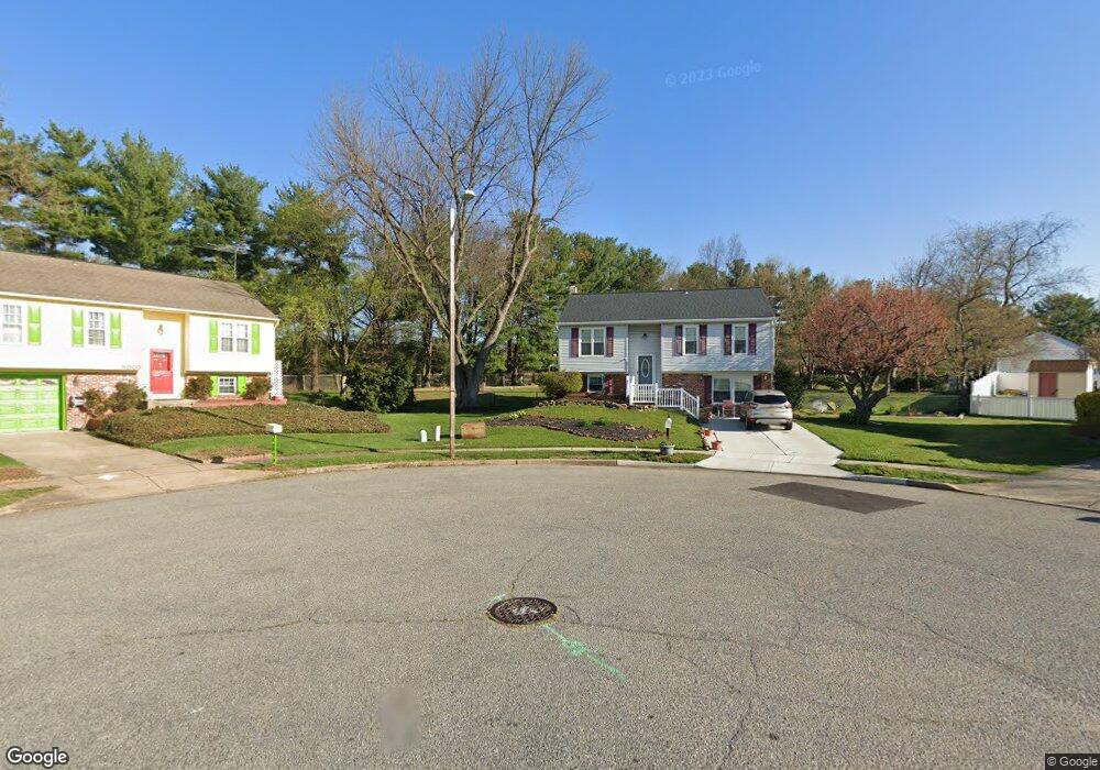 8017 Fenwick Ct, Pennsauken, NJ 08109 - photo 1