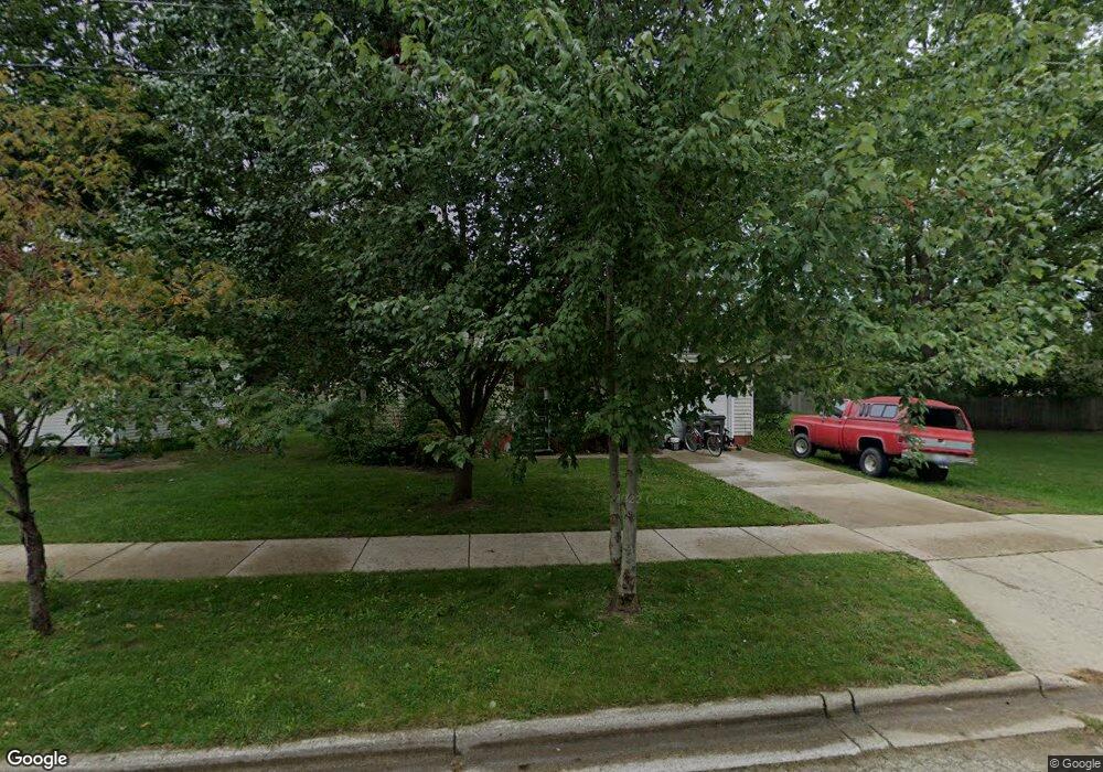 925 Beech St, Lowell, MI 49331 - photo 1