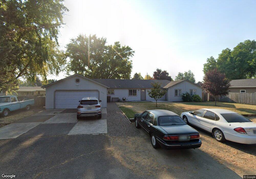 1191 Freeman Rd, Central Point, OR 97502 - photo 1