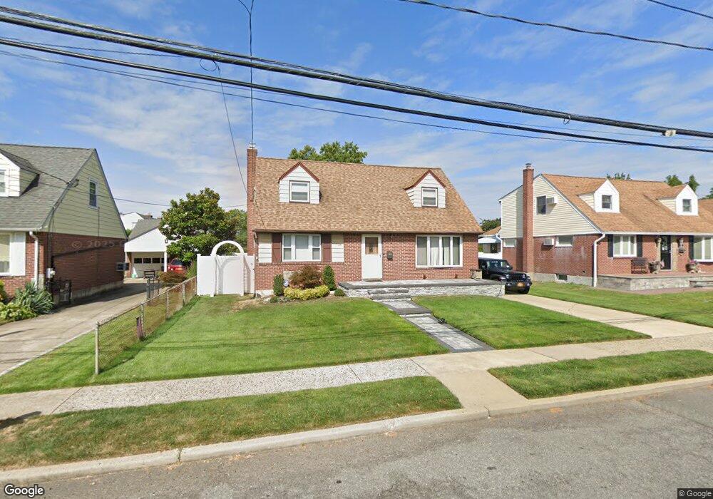 135 Caroline Ave, Franklin Square, NY 11010 - photo 1