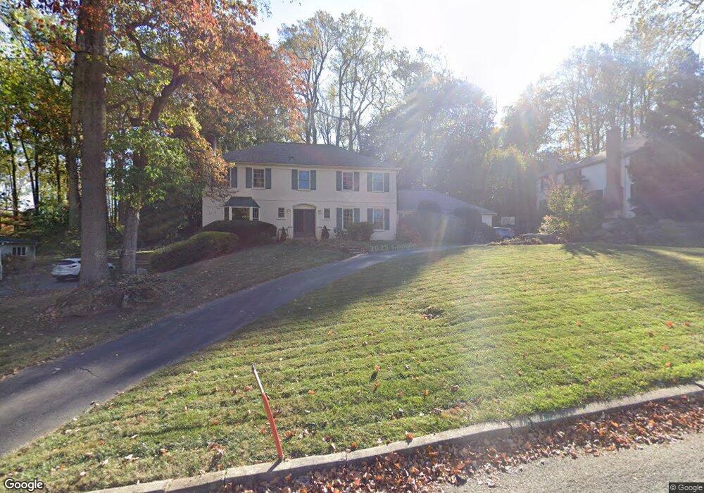 1107 Cymry Dr, Berwyn, PA 19312 - photo 1