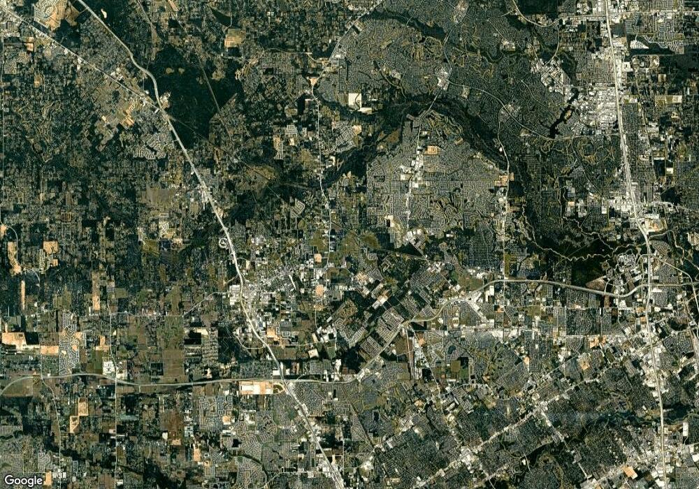 108 Mcphail St, Tomball, TX 77375 - photo 1