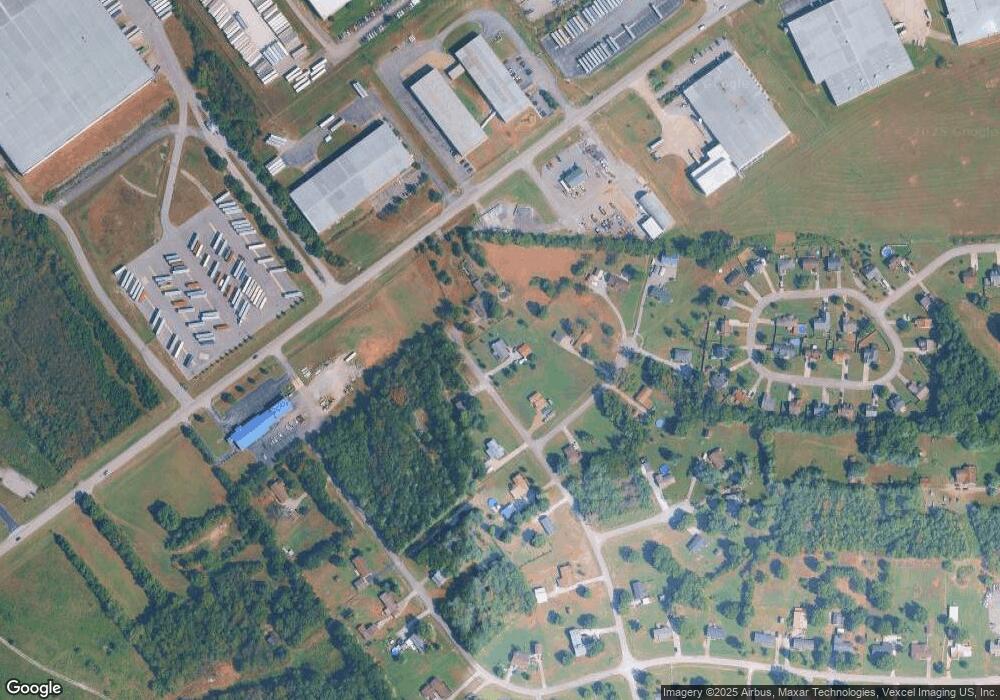 1203 Grenoble Dr, Lebanon, TN 37090 - photo 1