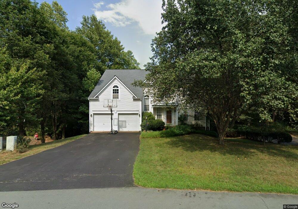 1372 Dunlora Dr, Charlottesville, VA 22901 - photo 1