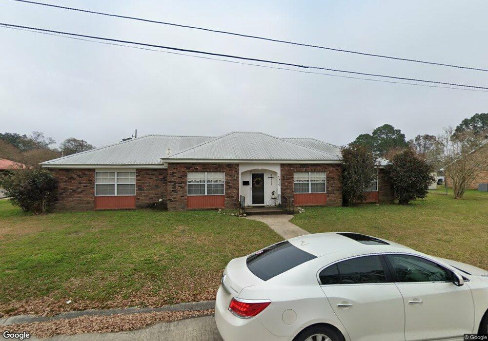 1711 S Gibbs Ln, New Iberia, LA 70560 - photo 1