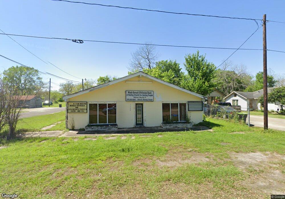 2320 Avenue C, Bay City, TX 77414 - photo 1