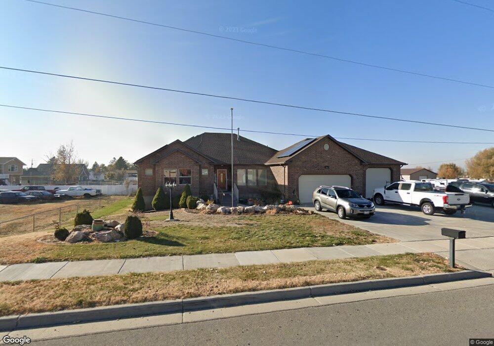 1361 N 3000 W, Clearfield, UT 84015 - photo 1