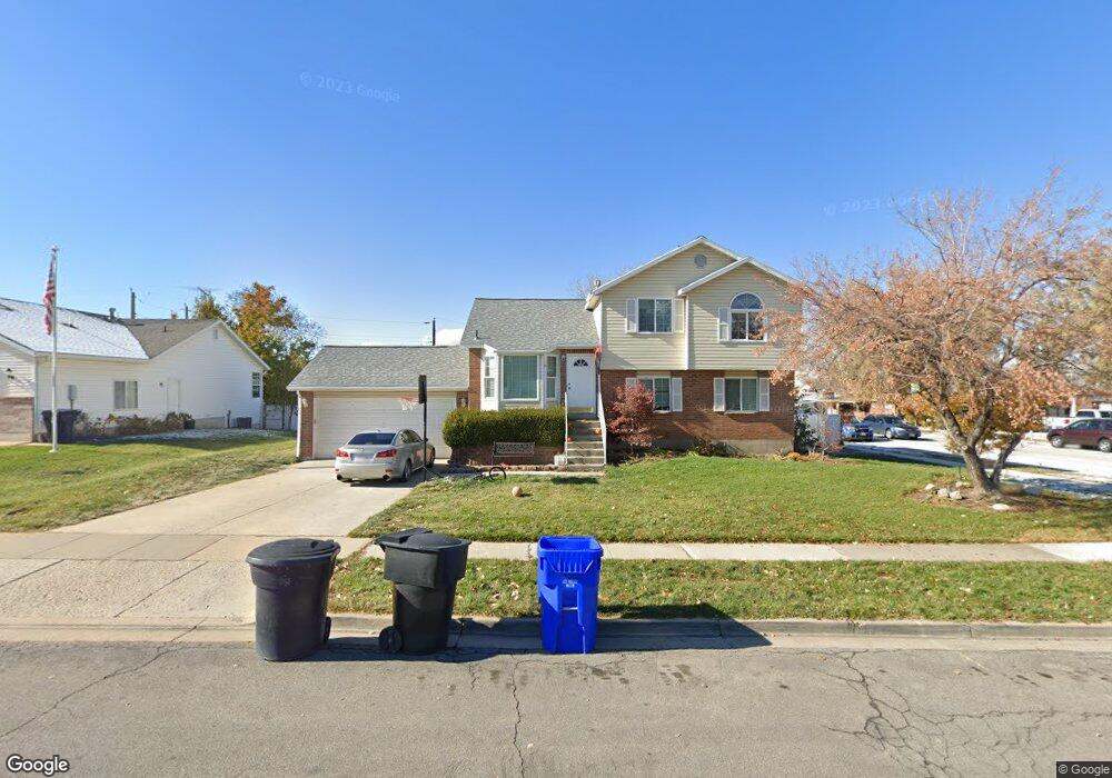 977 N 275 W, Bountiful, UT 84010 - photo 1