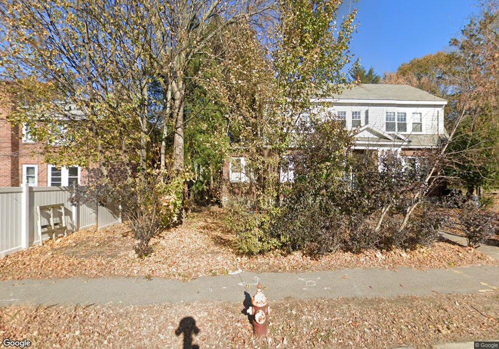 673 Boylston St unit 673, Newton, MA 02459 - photo 1