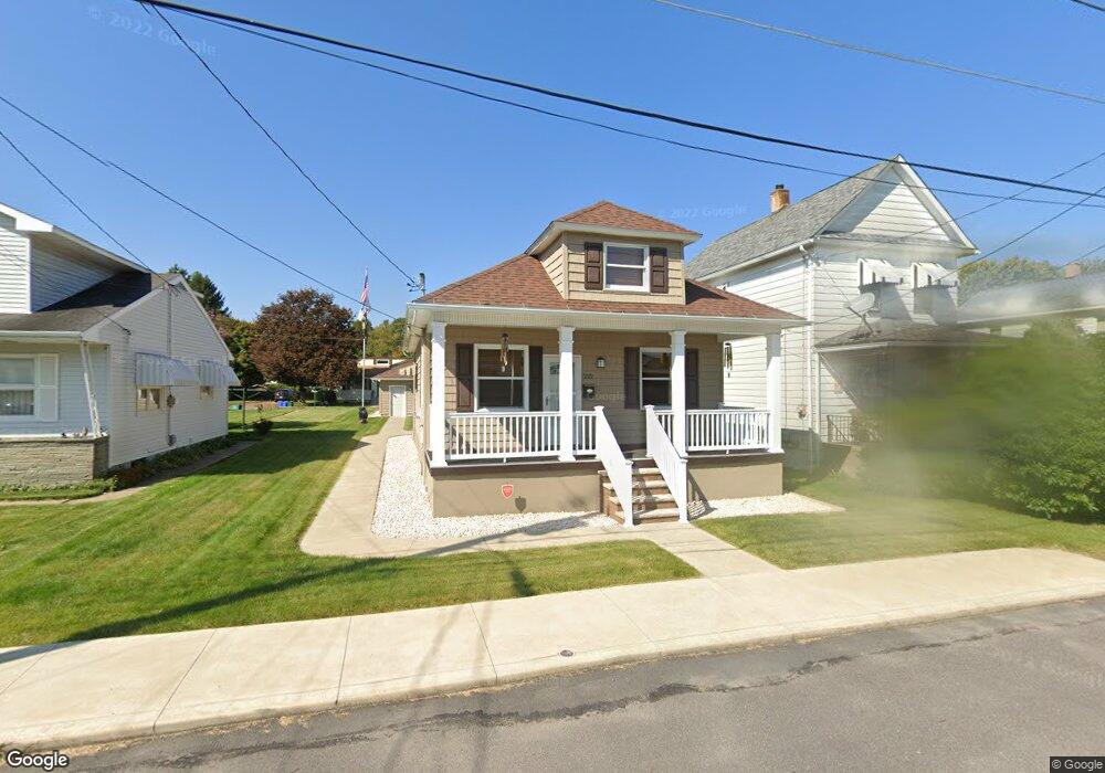 222 Harding St, Dupont, PA 18641 - photo 1