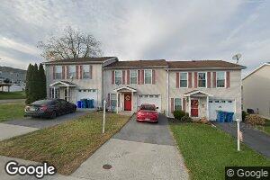 110 W South St, Franklintown, PA 17323