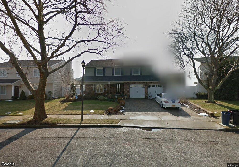 3900 Nancy Ln, Seaford, NY 11783 - photo 1