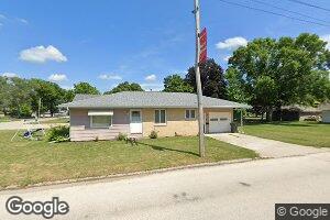 108 N Broadway Ave, West Bend, IA 50597