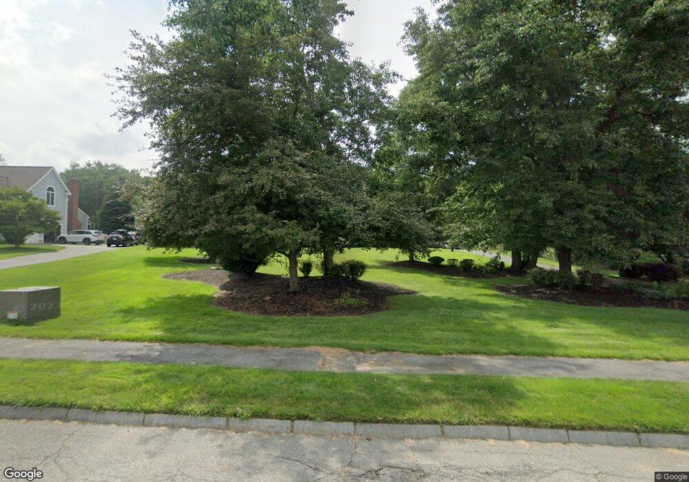 2 Foxwood Ln, Northborough, MA 01532 - photo 1