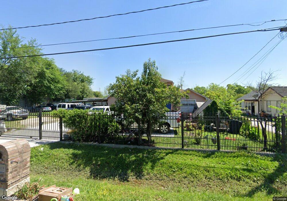 5002 Van Zandt St, Houston, TX 77093 - photo 1