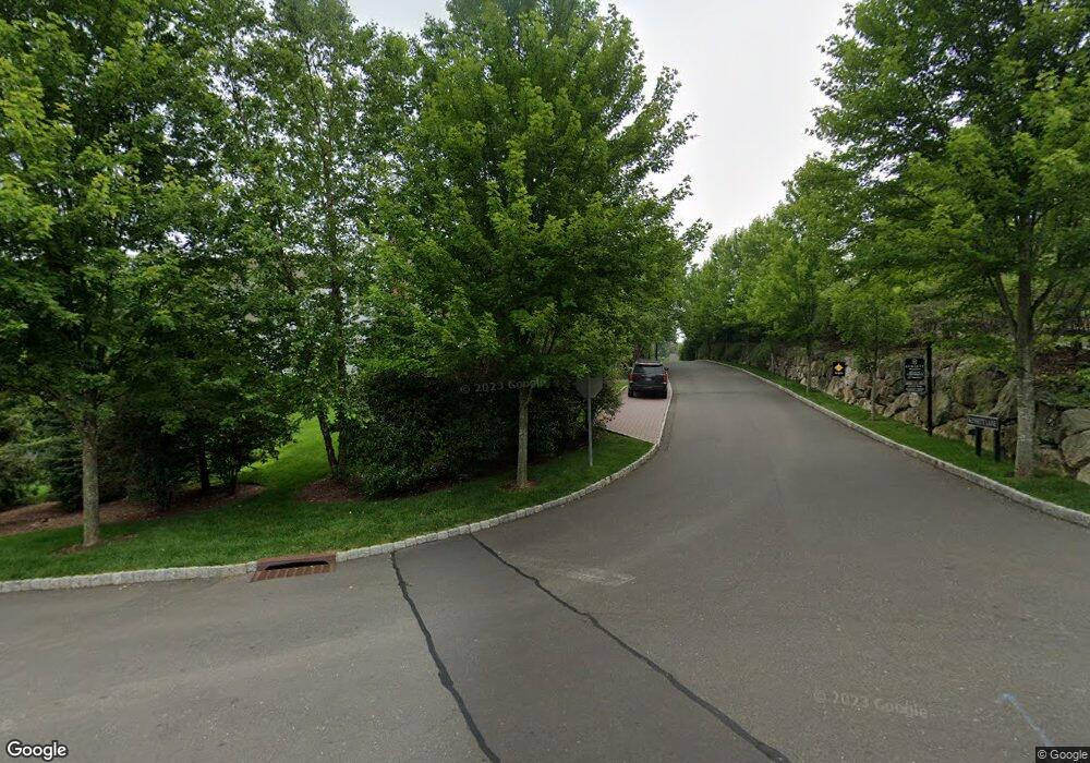 6 Wakemore St, Darien, CT 06820 - photo 1