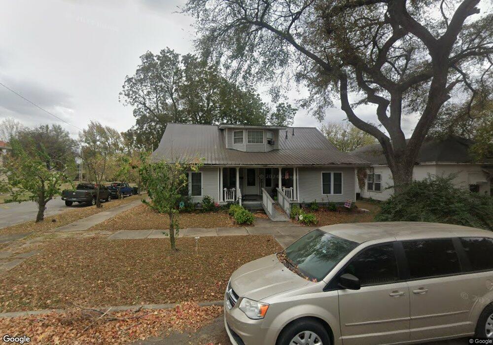 723 N Morton Ave, Okmulgee, OK 74447 - photo 1