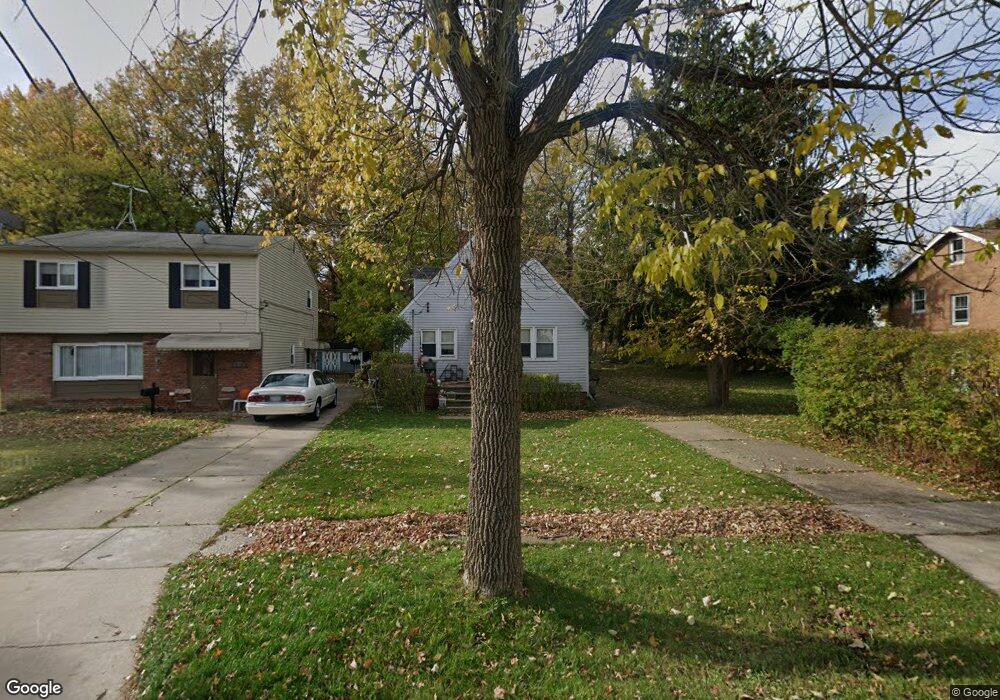 1536 E 298th St, Wickliffe, OH 44092 - photo 1