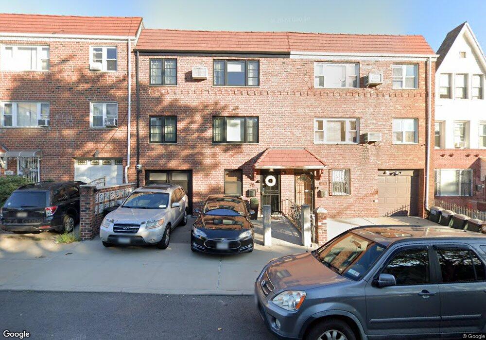 2076 33rd St, Astoria, NY 11105 - photo 1