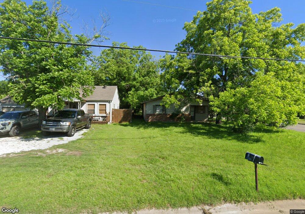 604 Woodard Ave, Cleburne, TX 76033 - photo 1