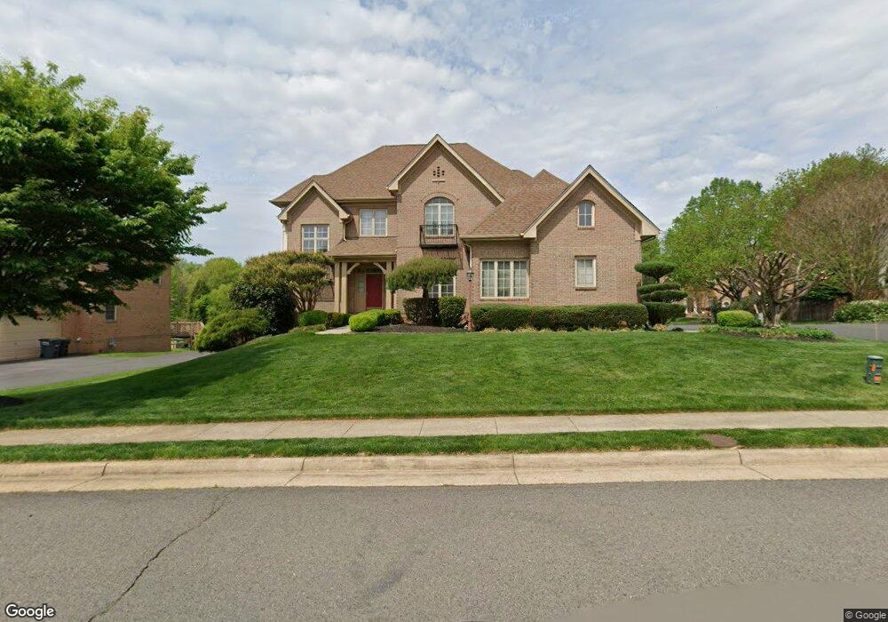 1446 Carrington Ridge Ln, Vienna, VA 22182 - photo 1