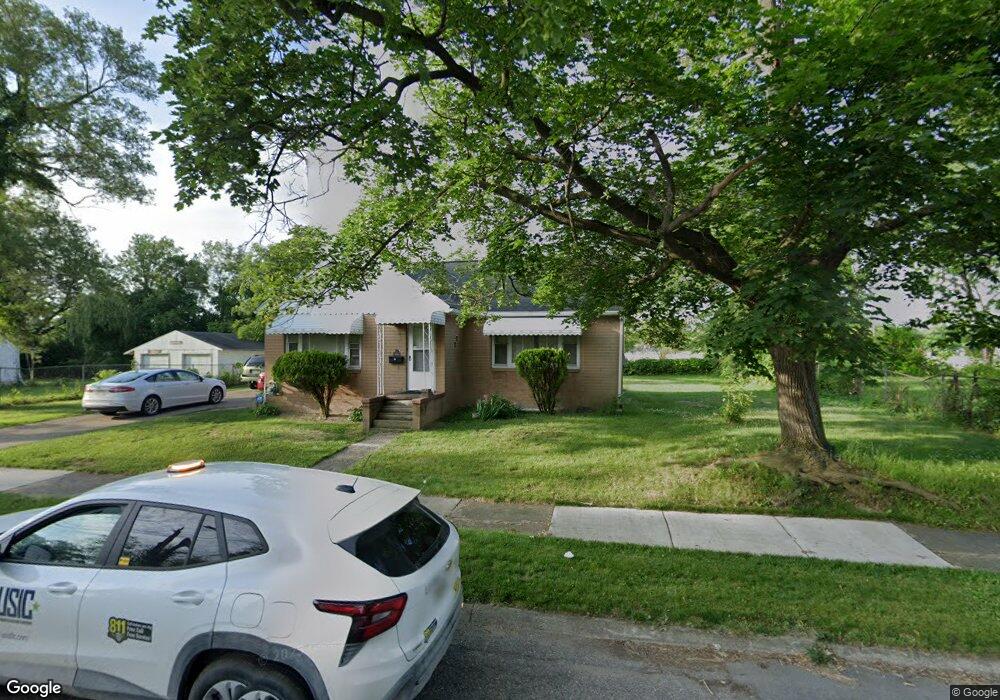 810 E Holbrook Ave, Flint, MI 48505 - photo 1