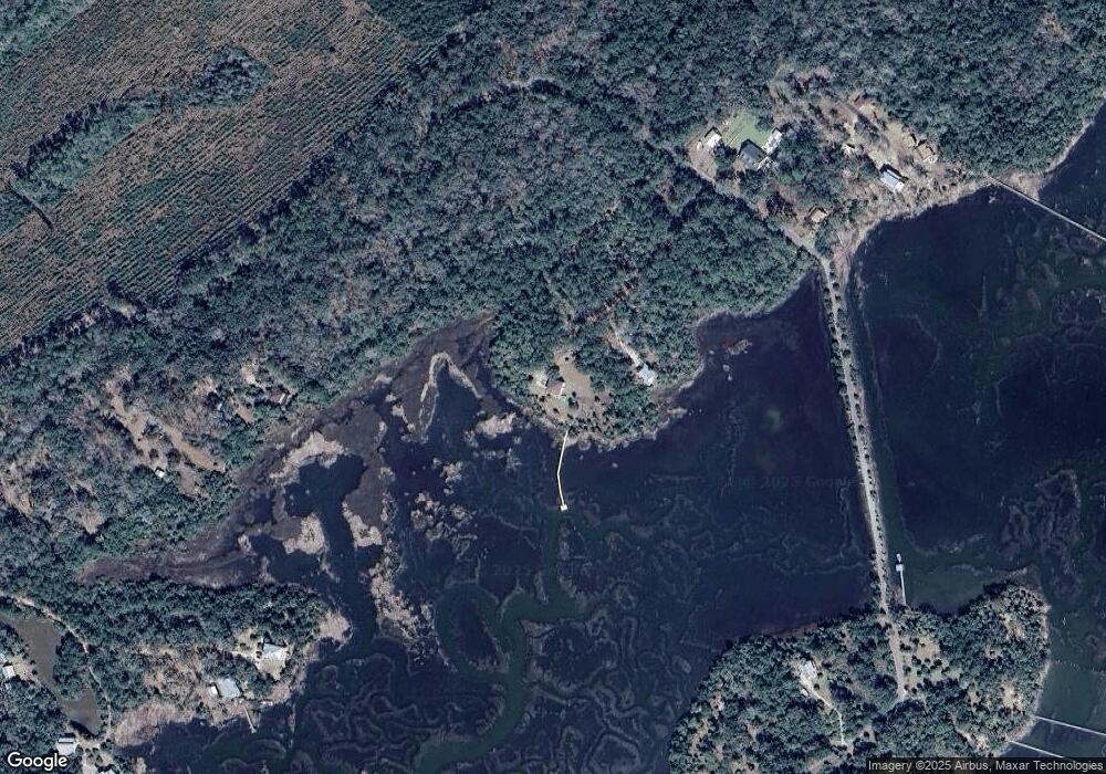 1117 Ocean Breeze Dr SE, Darien, GA 31305 - photo 1