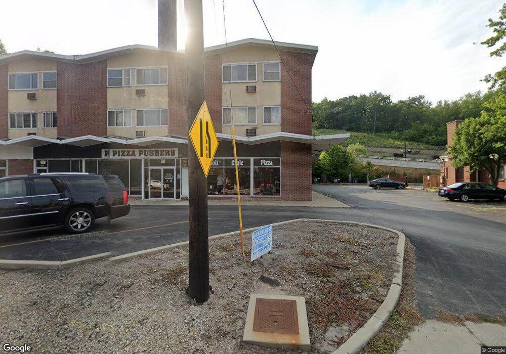 642 S Main St, Algonquin, IL 60102 - photo 1