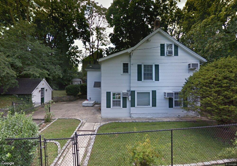 1006 W Boston Post Rd, Mamaroneck, NY 10543 - photo 1