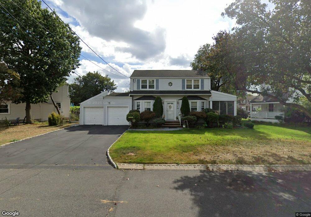 576 Winthrop Rd, Union, NJ 07083 - photo 1