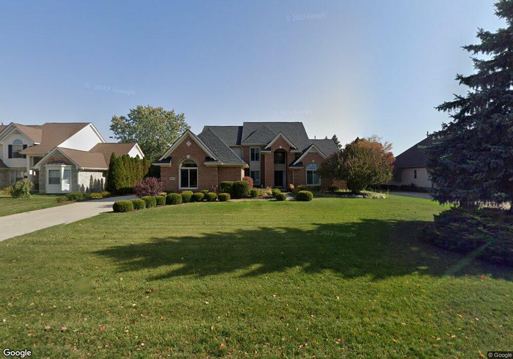 4805 Sawgrass Dr W, Ann Arbor, MI 48108 - photo 1