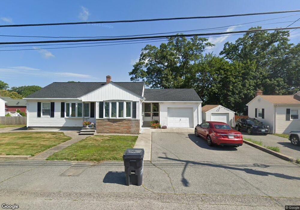 52 Colonial Ave, Cumberland, RI 02864 - photo 1