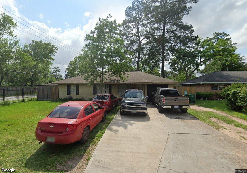 10501 Wolbrook St, Houston, TX 77016 - photo 1