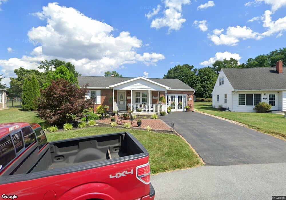 11106 Mountain View Cir, Hagerstown, MD 21740 - photo 1