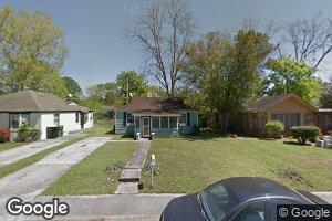 910 Lynah St, Savannah, GA 31415
