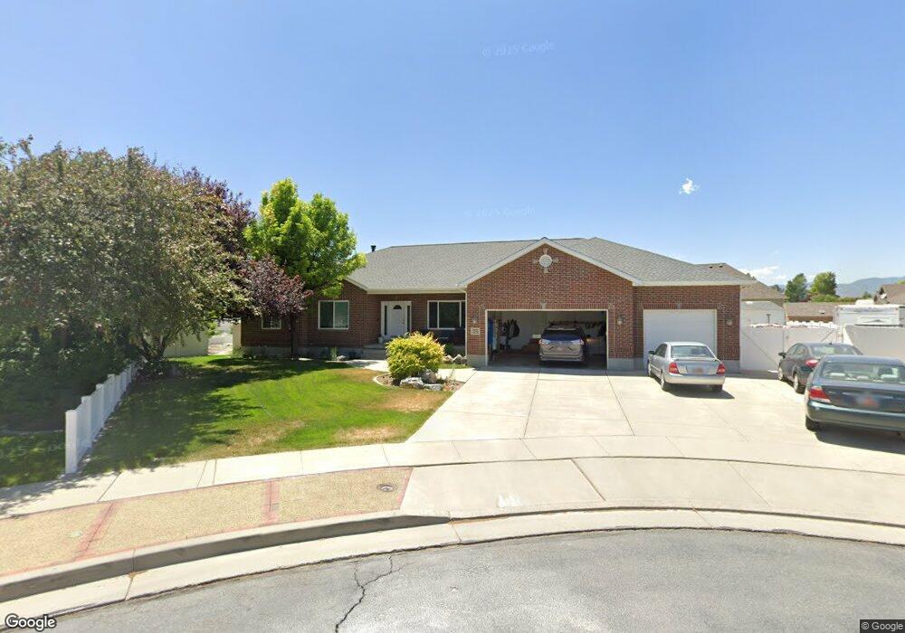 3251 W Smithfield Cir, South Jordan, UT 84095 - photo 1