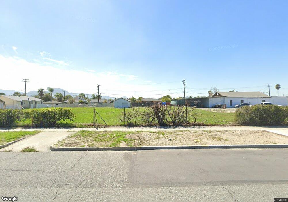 472 E E St, Colton, CA 92324 - photo 1