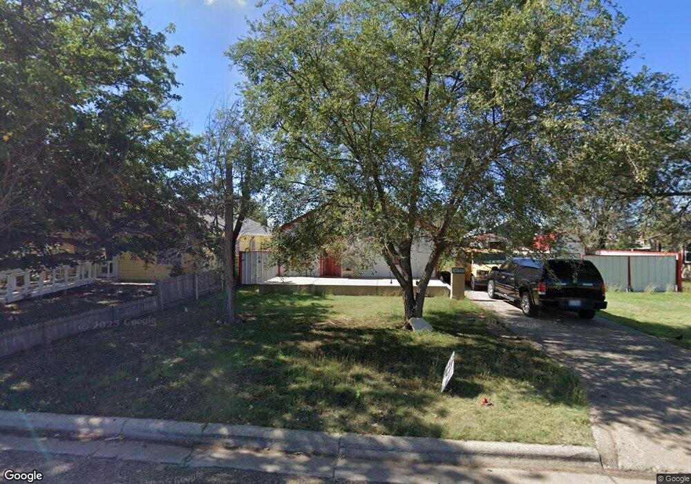 705 Cedar Ave, Dumas, TX 79029 - photo 1