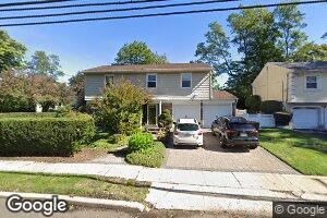 85 Searingtown Rd, Albertson, NY 11507
