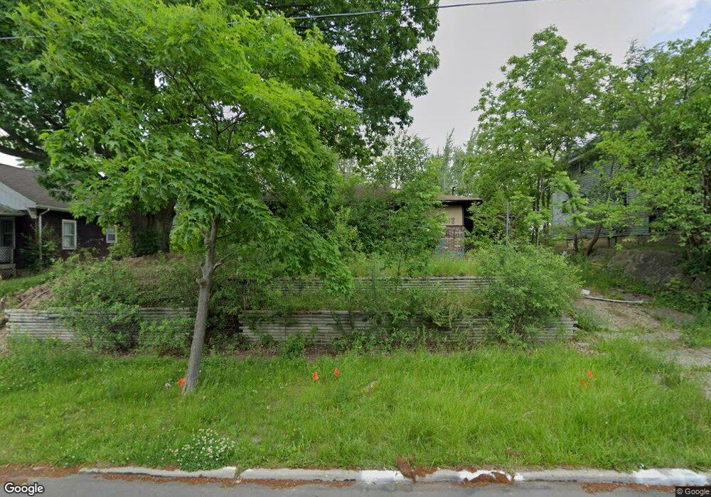 2418 Zimmerman St, Flint, MI 48503 - photo 1