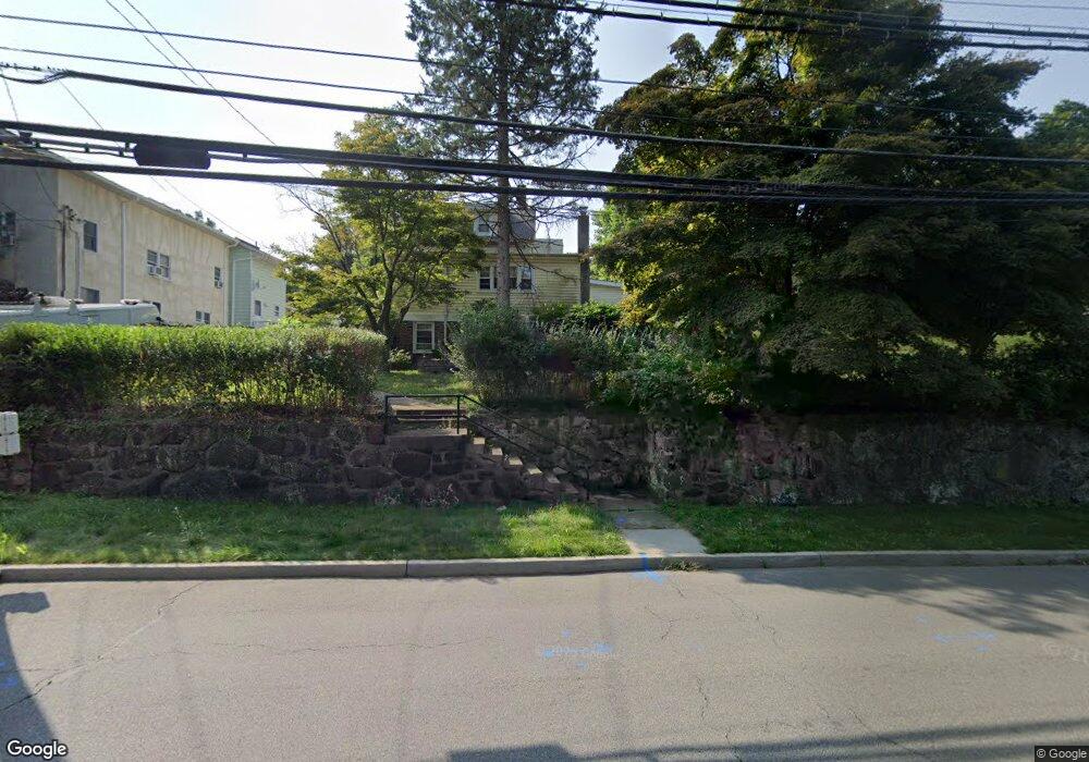 1813 Crompond Rd, Peekskill, NY 10566 - photo 1