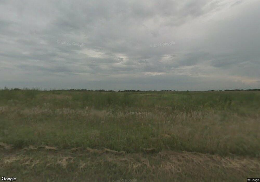 10749 SW 49th St, Topeka, KS 66610 - photo 1