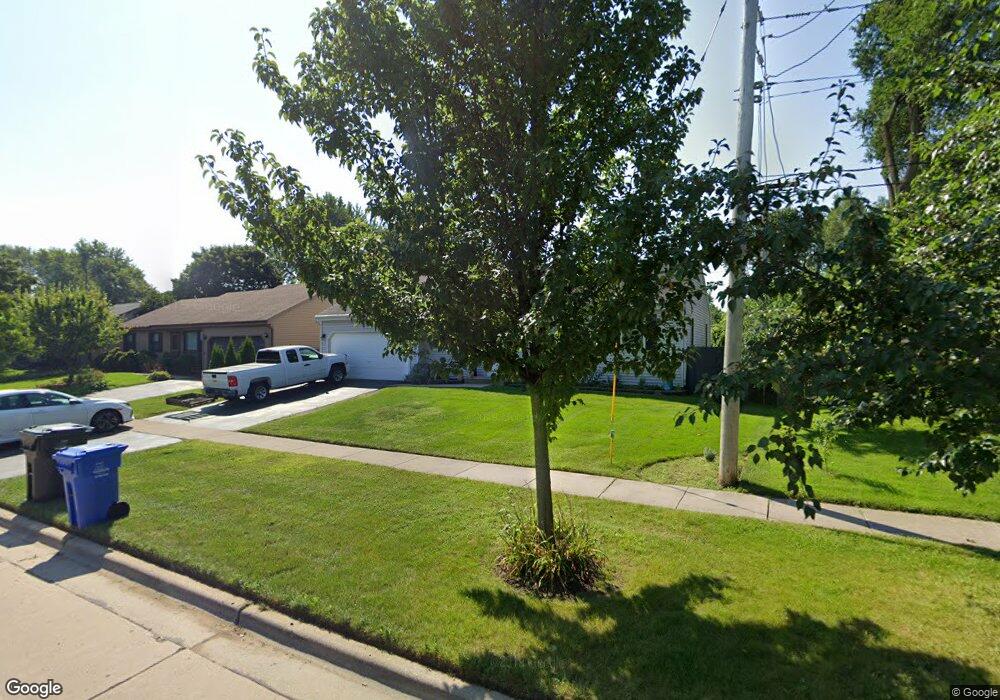 133 Bolz Rd, Carpentersville, IL 60110 - photo 1