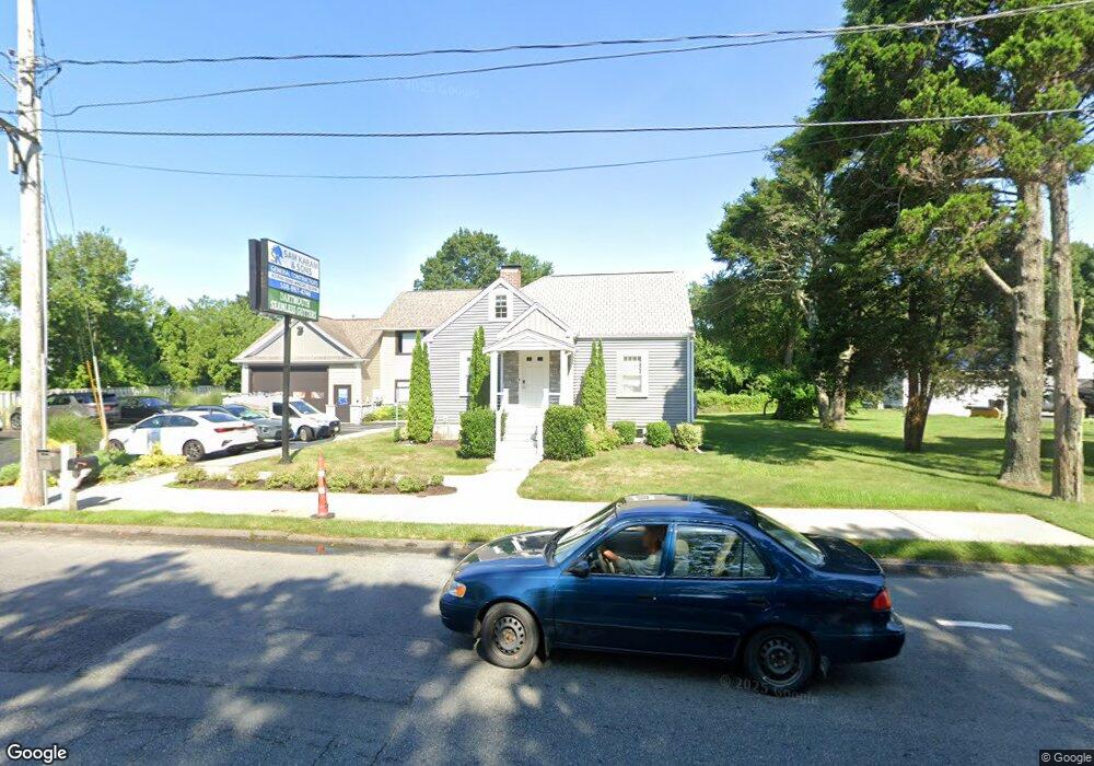 6 Hathaway Rd unit 1, North Dartmouth, MA 02747 - photo 1