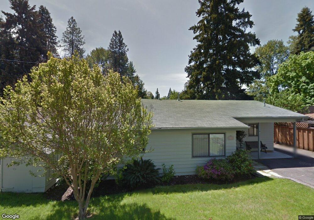 1451 SE Rogue Dr, Grants Pass, OR 97526 - photo 1